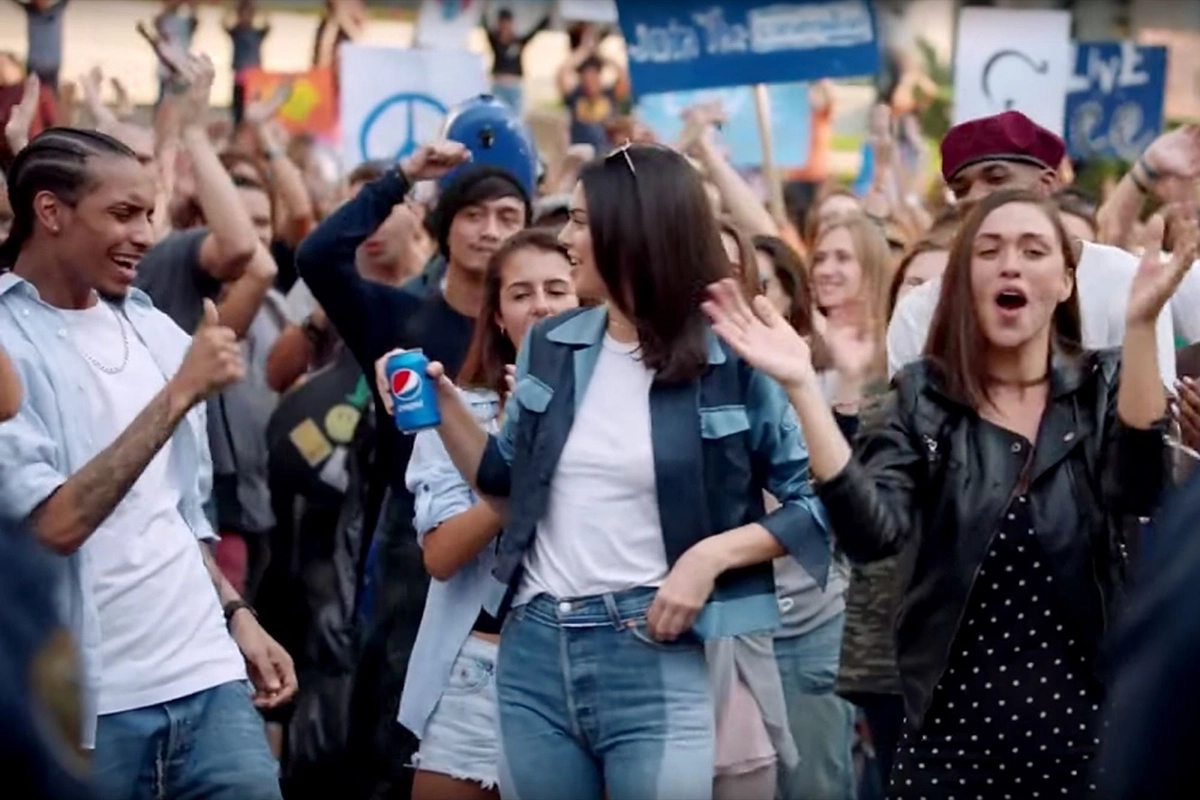 Kendall Jenner in Pepsi Advert